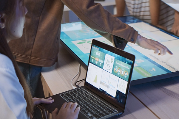 Spokesperson briefing and media setup